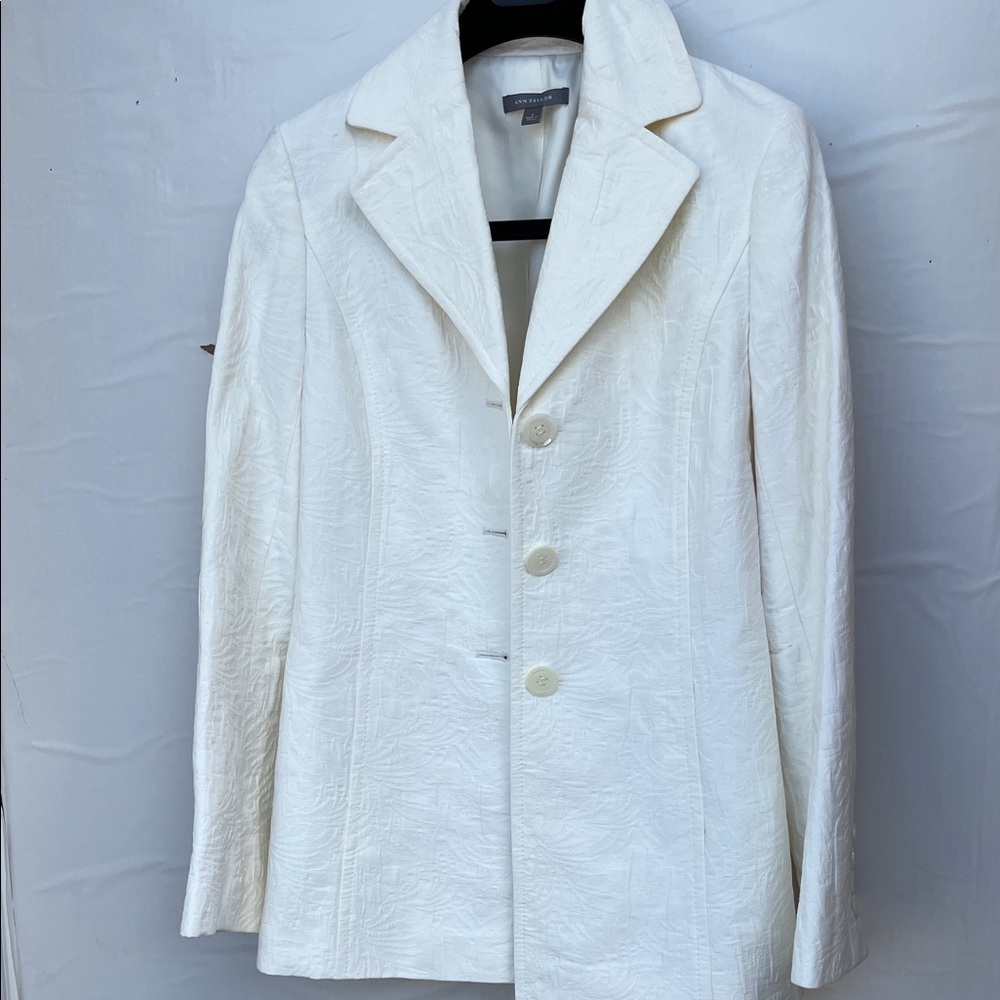 Ann Taylor Textured Cream Blazer